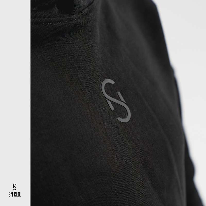SN CLO. OVSD Cropped Hoodie - Black